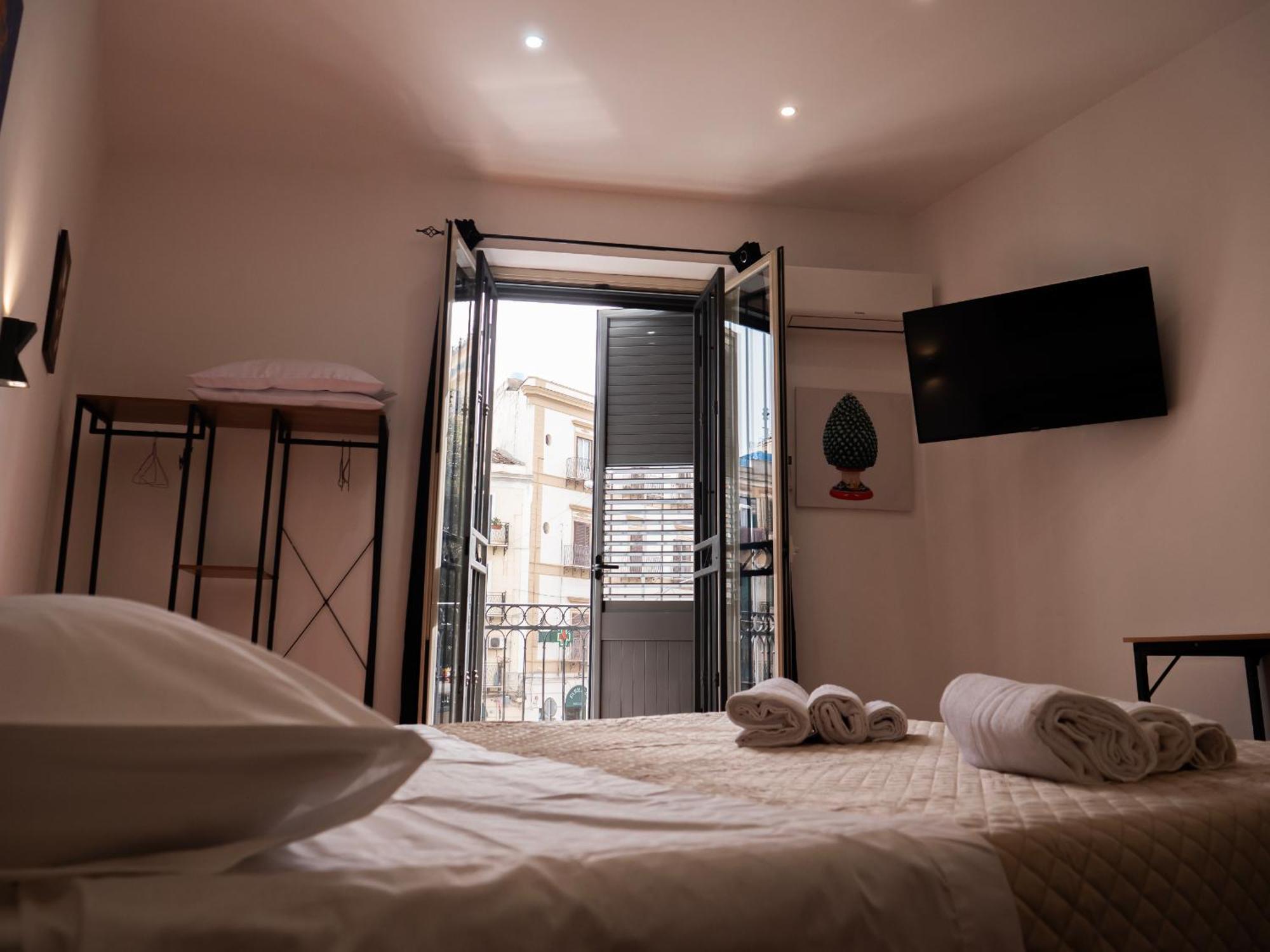 Aliva Apartment Lt Палермо Екстериор снимка